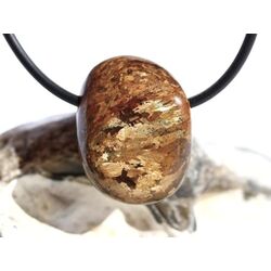 Bronzit Trommelstein gebohrt - Sonderqualit�t - ca. 2,3 cm x 1,8 cm x 1,3 cm