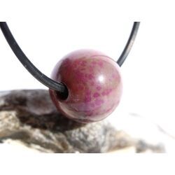 Sugilith mit Richterit Kugel gebohrt - Rarit�t - Sonderqualit�t - ca.15,5 mm