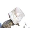 Fluorit weiß-violett Kristall / Oktaeder / Rohstein - Sonderqualität - ca. 3,6 cm x 3,5 cm x 3,5 cm