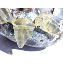 Limonen Citrin (Limoncitrin / Limonenquarz) Schmuckstein facettiert gebohrt - Sonderqualit�t - Handarbeit - ca. 2,5 - 3 cm / ca. 5-7g/St