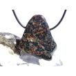 Hornblende mit Granat und Schiefer - XXL Scheibenstein gebohrt - Rarität - Handarbeit - ca. 4,3 cm x 3,5 cm x 0,8 cm