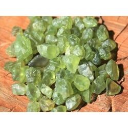Peridot (Olivin / Chrysolith)...