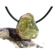 Grossular grün (Granat) Trommelstein gebohrt - Sonderqualität - ca. 2,3 cm x 2 cm x 1,5 cm