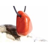 Jaspis rot Schmuckstein gebohrt - Sonderqualität - ca. 3 cm x 1,9 cm x 1,5 cm