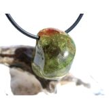 Grossular grün (Granat) Trommelstein gebohrt -...