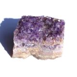 Amethyst Kristallstufe / Ladestufe hell bis mittelhell...