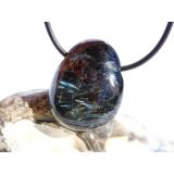 Anthophyllit Trommelstein / Scheibenstein gebohrt -...