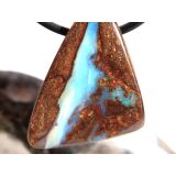 Boulderopal (Edelopal) Schmuckstein gebohrt - Rarität - Sonderqualität - Handarbeit - ca. 2,8 cm x 2,2 cm x 1 cm