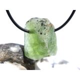 Peridot Kristall- / Rohsteinform mit Teilspitze, gebohrt...