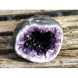 Amethyst Geode / Ladegeode dunkel (Uruquai) Handarbeit geschliffen/poliert - AAA-Sonderqualitt - ca. 13 cm x 9 cm x 14 cm