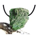 Chromdiopsid XL Rohstein gebohrt - sch�ne Qualit�t -...