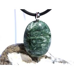 Seraphinit (Klinochlor) XXL Schmuckstein Cabochon Anhnger Silberse - AA-Sonderqualitt - Handarbeit - ca. 4,8 cm x 3 cm x 0,9 cm