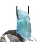 Fluorit blau "Regenbogenkristall" XXXL Schmuckstein / Trommelstein gebohrt - AA-Sonderqualität - Handarbeit - ca. 5,6 cm x 2,2 cm x 1,8 cm