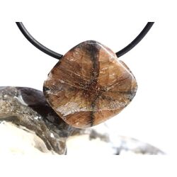 Chiastolith (Andalusit / Kreuzstein) Schmuckstein / Scheibenstein gebohrt - Handarbeit - ca. 2,6 cm x 2,8 cm x 0,8 cm