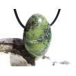 Serpentin mit Pyrit Trommelstein gebohrt - ca. 3,1 cm x 2,3 cm x 1,4 cm