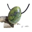 Serpentin mit Pyrit Trommelstein gebohrt - ca. 3,1 cm x 2,3 cm x 1,4 cm