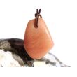 Aprikosencalcit (Calcit apricot) Schmuckstein gebohrt - ca. 2,9 cm x 2 cm x 1,4 cm