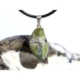 Serpentin Trommelstein Anhänger Öse - ca. 3,1...