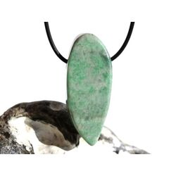 Jadeit (Jade / Burmajade) grn XXXL Schmuckstein / Scheibenstein gebohrt - Sonderqualitt - Handarbeit - ca. 5,1 cm x 2,1 cm x 1,1 cm