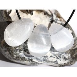 Selenit (Fasergips) Trommelsteine gebohrt - AA-Sonderqualit�t - ca. 2,8 - 3,3 cm / ca. 10-13g/St