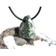 Prasem "Afrikanische Jade" Trommelstein / Schmuckstein gebohrt - ca. 2,4 cm x 1,8 cm x 1,8 cm