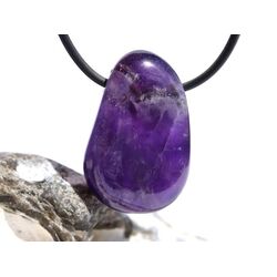 Amethyst dunkel Trommelstein / Schmuckstein gebohrt - schne Qualitt - ca. 3,3 cm x 2,2 cm x 1,4 cm