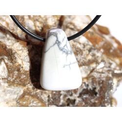 Magnesit Schmucksteine / Trommelsteine gebohrt - Sonderqualit�t - ca. 2,3 - 3 cm / 11-14 g/St