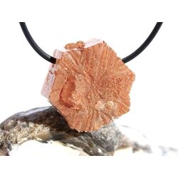 Aragonit Kristall / Rohstein / Scheibenstein gebohrt - Sonderqualit�t - Rarit�t - ca. 2,8 cm x 2,8 cm x 1,4 cm