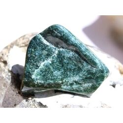 Jadeit (Jade) gr�n XXL Trommelstein - Sonderqualit�t - Rarit�t - ca. 4,2 cm x 3,8 cm x 1 cm (Fairer Handel/GKS)