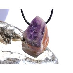 Chevron-Amethyst (Amethystquarz) XL Rohsteinform angetrommelt, gebohrt - ca. 3,9 cm x 2,5 cm x 2 cm