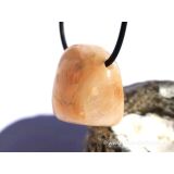 Stilbit apricot (Zeolith) Trommelstein gebohrt - Sonderqualität - ca. 2,7 cm x 2,5 cm x 2 cm