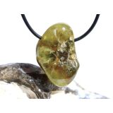 Grossular grün (Granat) Trommelstein gebohrt - schöne Qualität - ca. 3,4 cm x 2,2 cm x 1,5 cm