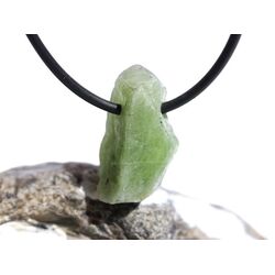 Peridot Kristall- / Rohsteinform gebohrt (Olivin / Chrysolith) - Sonderqualitt - ca. 2,3 cm x 1,3 cm x 1,5 cm (GKS)