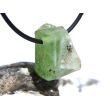 Peridot Kristall- / Rohsteinform mit Teilspitze, gebohrt (Olivin / Chrysolith) - Sonderqualität - ca. 2,3 cm x 1,8 cm x 1,6 cm