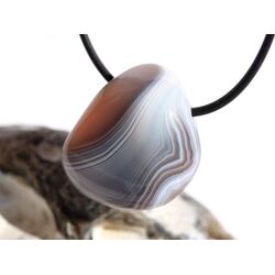 Achat braun-apricot-wei (Botswana) Trommelstein gebohrt - AA-Sonderqualitt - ca. 2,9 cm x 2,4 cm x 1,7 cm