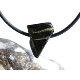 Turmalin grün (Verdelith) Trommelstein gebohrt - Rarität - ca. 1,7 cm x 1,5 cm x 0,9 cm