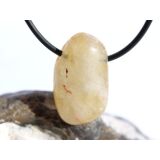 Citrin (gebr.) Trommelstein gebohrt - ca. 2,8 cm x 1,6 cm x 1,4 cm