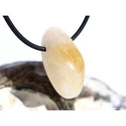 Citrin (gebr.) Trommelstein gebohrt - ca. 2,8 cm x 1,6 cm x 1,4 cm