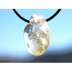 Citrin (gebr.) Regenbogenkristall! Trommelstein gebohrt - ca. 2,9 cm x 1,9 cm x 1,4 cm - Sonderqualit�t -