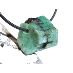 Smaragd Kristallstab / Rohsteinform angetrommet, gebohrt (Beryll) - Sonderqualitt - Raritt - ca. 2,2 cm x 2,1 cm x 1,8 cm