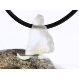 Goshenit (Beryll) Kristall / Rohsteinform angetrommelt gebohrt - Sonderqualität - Rarität - ca. 1,8 cm x 1,5 cm x 0,8 cm (Trommelstein)