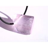Kunzit rosa "Silberschimmer" Schmuckstein / Trommelstein gebohrt (Spodumen) - AA-Sonderqualität - Rarität - Handarbeit - ca. 2,5 cm x 2 cm x 1,6 cm