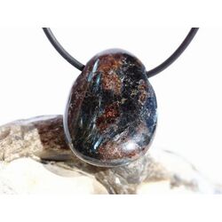 Anthophyllit Trommelstein / Scheibenstein gebohrt -...