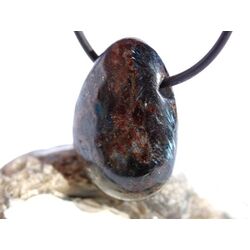 Anthophyllit Trommelstein / Scheibenstein gebohrt - Sonderqualit�t - ca. 3 cm x 2,1 cm x 1 cm