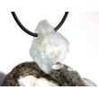 Topas blau Kristall / Rohsteinform angetrommelt, gebohrt - Sonderqualität - Rarität - ca. 2,9 cm x 2,5 cm x 0,9 cm