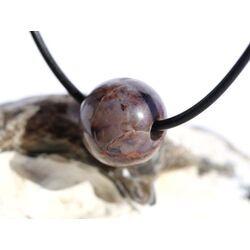 Sugilith Kugel gebohrt - Rarit�t - sch�ne Qualit�t - ca.15,5 mm