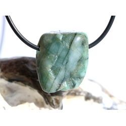 Smaragd Trommelstein / Schmuckstein gebohrt (Beryll) - Rarit�t - ca. 2,3 cm x 2,1 cm x 1,6 cm