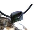 Turmalin grün (Verdelith) Trommelstein gebohrt - Sonderqualität - Rarität - ca. 1,2 cm x 1,3 cm x 1,1 cm