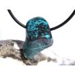Chrysokoll mit Cuprit, Trommelstein gebohrt - Rarität - Sonderqualität - ca. 2,8 cm x 1,9 cm x 1,2 cm (GKS)