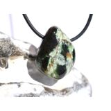 Chromopal (Opal-Chalcedon) Trommelstein gebohrt - Sonderqualität - Rarität - ca. 2,8 cm x 2,1 cm x 1,5 cm